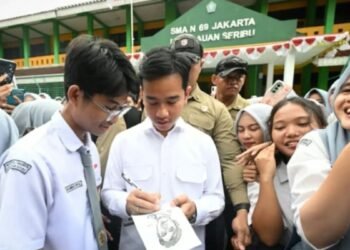 Lulusan SMA Mulai Pesimistis Cari Kerja