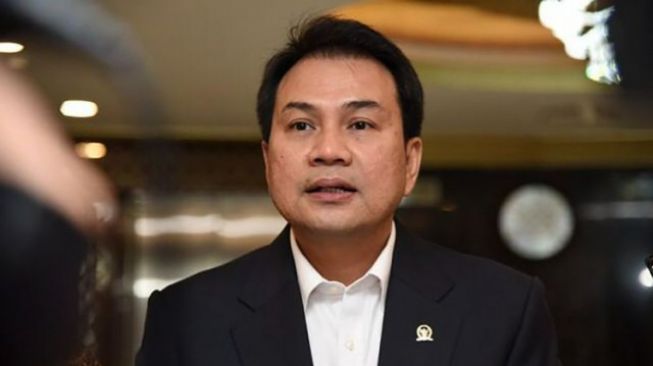Azis Syamsudin Mendadak Diperiksa Dewas, Soal Suap Penyidik KPK?