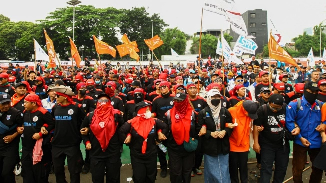KSPI Gelar Aksi di Istana, Protes Kebijakan Upah dan Ancaman PHK Buruh Mojokerto