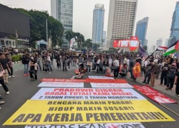 Berhasil Capai Bundaran HI, Massa Tuntut Pengusutan Pihak yang Bertanggung Jawab atas Karhutla