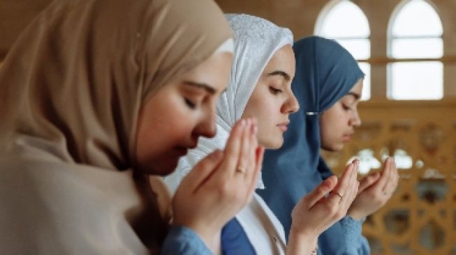 Kumpulan Doa 10 Hari Pertama Ramadhan untuk Meningkatkan Ketakwaan kepada Allah SWT