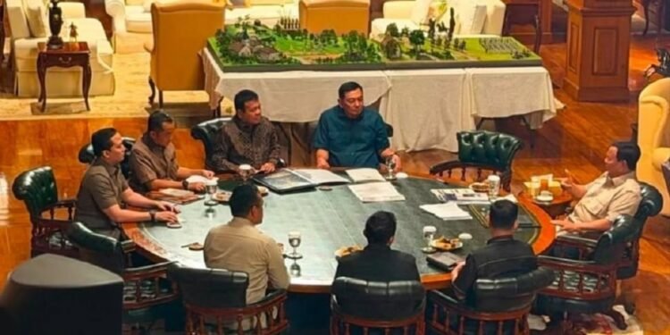 Prabowo Minta Struktur BUMN Dipangkas, Pertamina dan PLN Jadi Sorotan