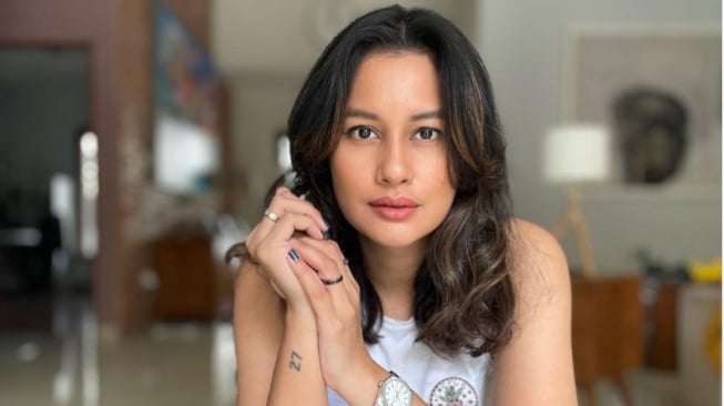 Reaksi Raihaanun saat Dipercaya Main Layangan Putus The Movie