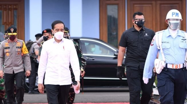 Siang Ini, Jokowi Pantau Penyerahan Santunan 2 Korban Sriwijaya Air di JICT
