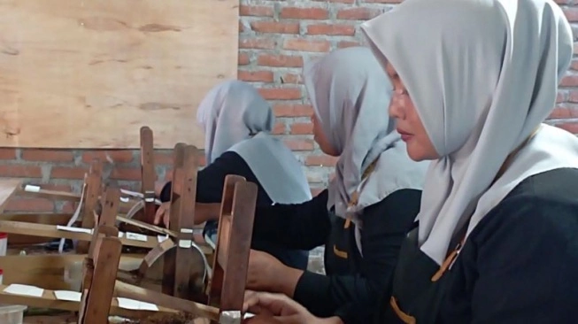 Kemnaker Wanti-wanti Regulasi Ketat Industri Tembakau Picu PHK