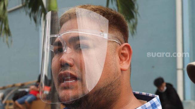 Ivan Gunawan Terpukul Rina Gunawan Meninggal