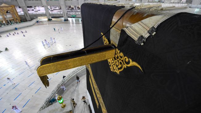 Seludupkan 7 Kain Kiswah Ka’bah ke Luar Negeri, Dua Pria Ditahan Polisi