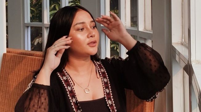 Mutia Ayu Rayakan Lebaran Meski Sudah Pindah Agama