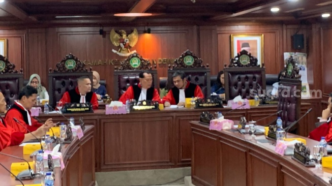 MKD Nyatakan Ketua MPR Bamsoet Langgar Etik