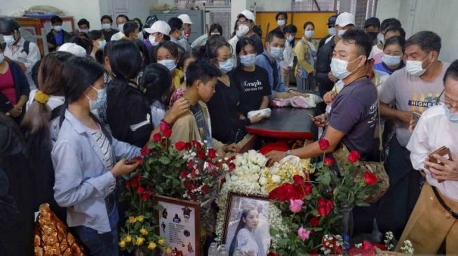 Demonstrasi Kudeta Militer Myanmar, Remaja Ini Ditembak Mati
