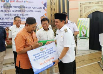Insentif Naik, 708 Ketua RT dan RW Pontianak Utara Mulai Terima Bantuan