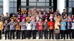 Alfian Pimpin Peringatan Hari Batik Nasional di Kalimantan Barat