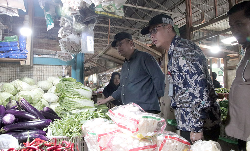 Operasi Pasar Murah Sintang dalam Upaya Pengendalian Inflasi