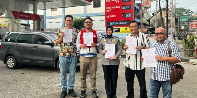 Judul: Mulai 1 Oktober, Antrean Solar Bersubsidi di Pontianak Dibatasi
