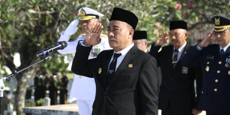 Refleksi 69 Tahun Kalbar, Wagub Pimpin Penghormatan kepada Pahlawan