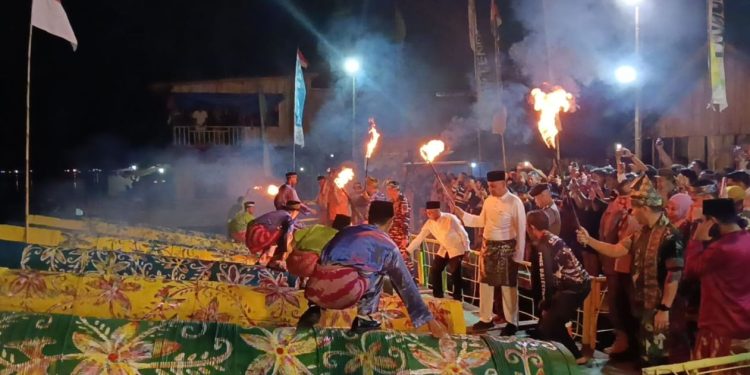 Eksibisi Meriam Karbit, Tradisi Sambut Idulfitri di Pontianak