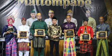 Festival Mattompang Perkuat Identitas Budaya dan Kerukunan di Pontianak