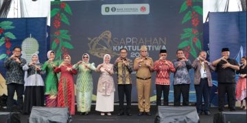 Saprahan Khatulistiwa: Ketika Tradisi Bertemu Transformasi Ekonomi
