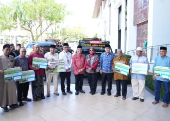 Pemprov Kalbar Salurkan Bantuan Hewan Kurban ke 14 Kabupaten/Kota