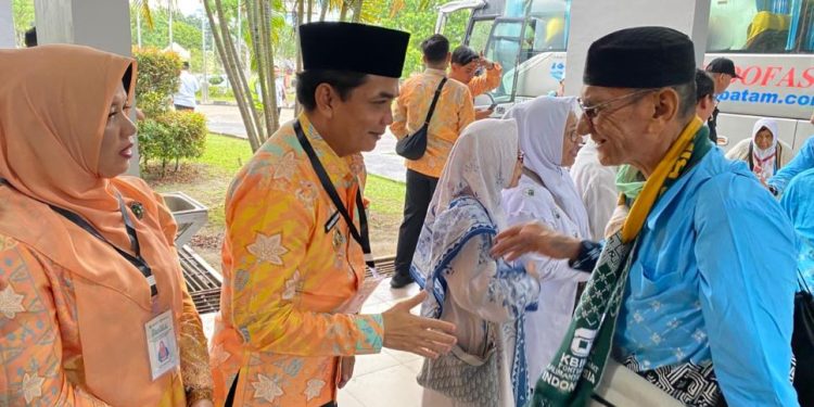 403 Jemaah Haji Pontianak Tiba di Batam, Tiga Jemaah Dilaporkan Wafat