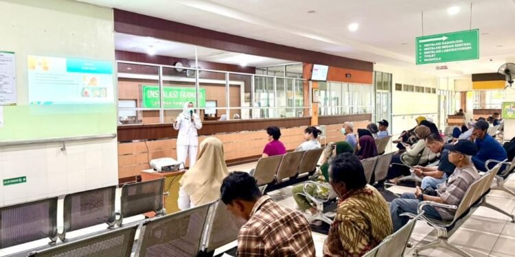 RSUD Sultan Syarif Mohamad Alkadrie Edukasi Masyarakat, Asam Urat Tak Hanya Menyerang Lansia
