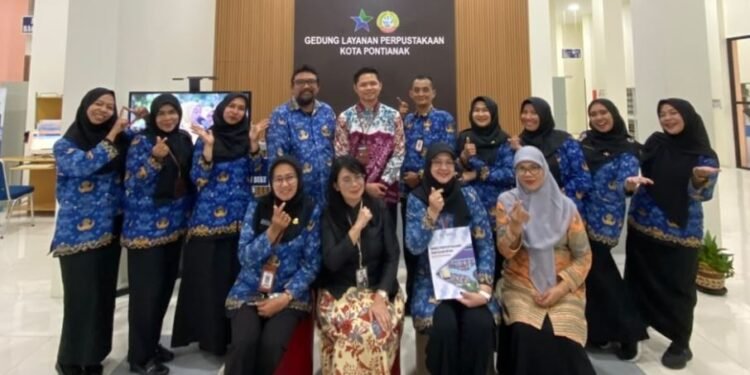 Perpustakaan Kota Pontianak Masuk Rentang Akreditasi A Perpusnas RI
