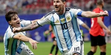 Comeback Spektakuler Antar Argentina ke Perempat Final