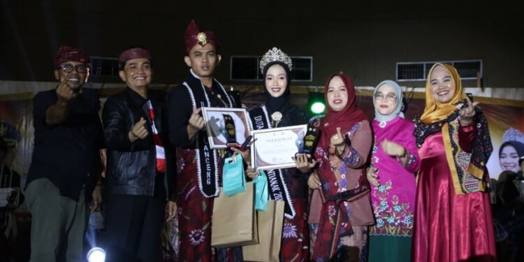 Muhammad Zulfan Salis dan Nurhaliza Dinobatkan sebagai Duta Lanceng dan Praben Pontianak 2026