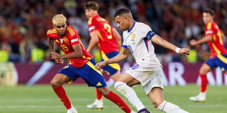 Yamal Dominan atas Mbappe, Duel Bintang Warnai Semifinal Prancis vs Spanyol