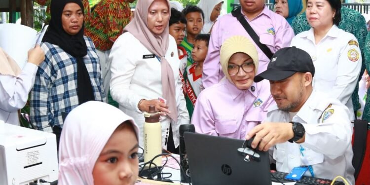 Bunda PAUD Pontianak Tinjau MPLS, Tekankan Sekolah Ramah Anak dan Bebas Perundungan