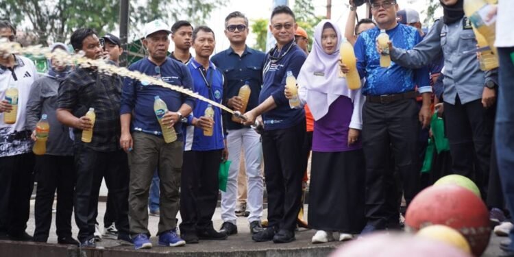 Kualitas Air Parit di Pontianak Meningkat, Eco Enzyme Diklaim Beri Dampak Positif