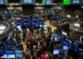 Wall Street Anjlok, IHSG Diproyeksi Rentan Koreksi meski Investor Asing Masih Net Buy