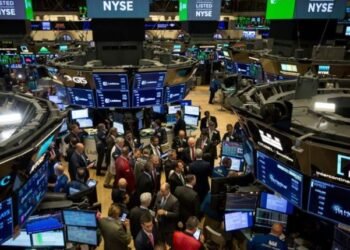 Wall Street Anjlok, IHSG Diproyeksi Rentan Koreksi meski Investor Asing Masih Net Buy