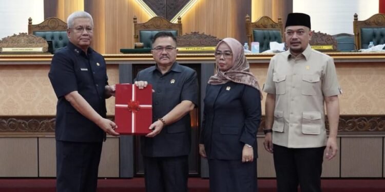 Pemprov Kalbar Usulkan Revisi Perda Pajak dan Retribusi Daerah
