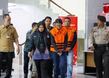 KPK Tahan Tiga Tersangka Korupsi Digitalisasi SPBU Pertamina, Negara Rugi Rp322,18 Miliar