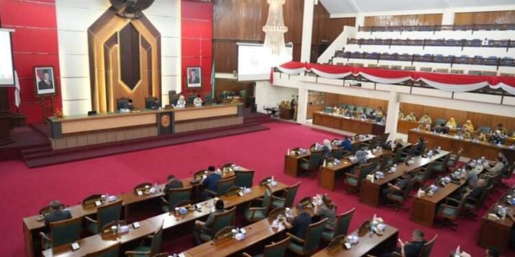 Perubahan KUA-PPAS APBD Kalbar 2026, Pendapatan dan Belanja Daerah Disesuaikan
