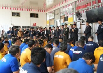 HUT ke-81 RI, Ria Norsan Serahkan Remisi untuk Warga Binaan Lapas Pontianak