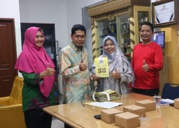 Pemkot Pontianak Bantu Lima UMKM Perkuat Branding Lewat Kemasan Produk Gratis