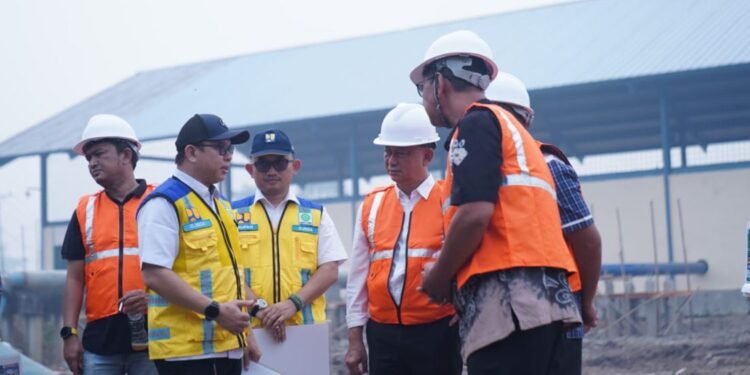 Edi Kamtono Tinjau Waduk Penepat, Upaya Amankan Pasokan Air Baku Pontianak Saat Kemarau