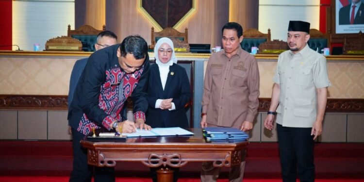 KUA-PPAS 2027 Disepakati, Pemprov dan DPRD Kalbar Tekankan Penguatan Fiskal Daerah