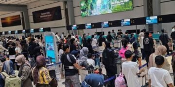 Erupsi Anak Krakatau Ganggu Penerbangan dan Pendidikan, 170 Ribu Penumpang Terdampak