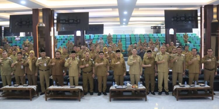 Rakor Kepala Daerah, Ria Norsan Tekankan Aksi Bersama Atasi Persoalan Kalbar
