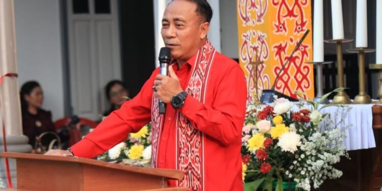 Resmikan Pastoran Mentebah, Wagub Kalbar Ajak Gereja Edukasi Pencegahan Karhutla