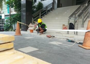 Guiding Block Kantor Terpadu Sutoyo Mulai Dikerjakan, Perkuat Aksesibilitas Disabilitas
