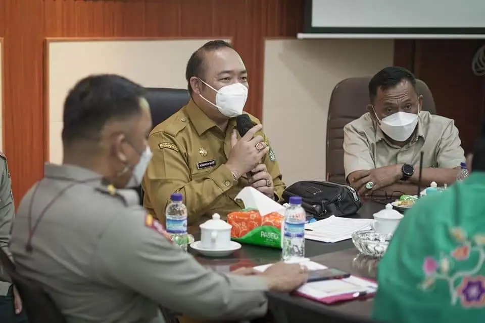 Rakor Percepatan Vaksimasi Covid-19, Sekda Ketapang: Tingkatkan Kewaspadaan