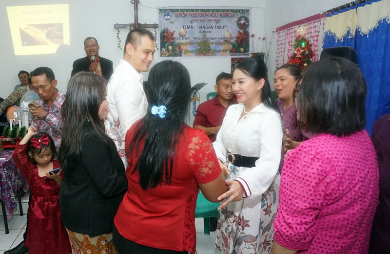 Tema ‘Jangan Takut’ di Perayaan Natal, Karolin Dukung Komitmen Jemaat GPII Bukit Sion Manur