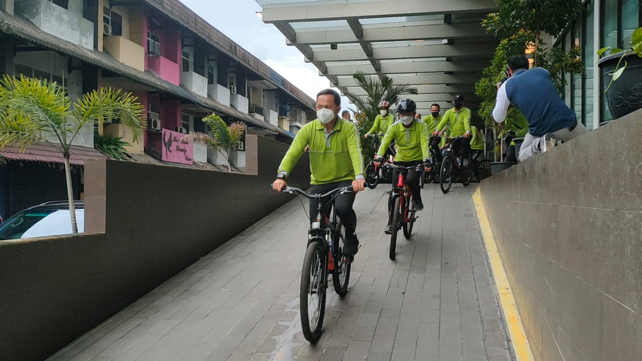 Wali Kota Pontianak Gowes Bareng Apeksi Hijaukan Pontianak
