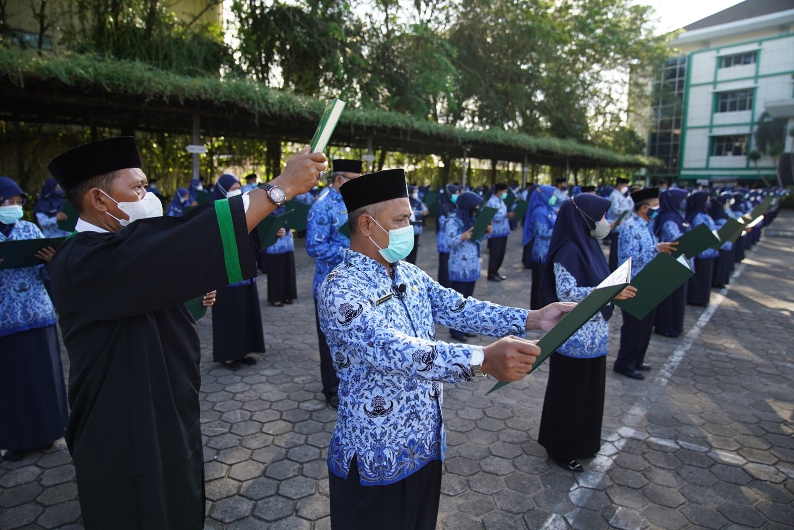 Wali Kota Pontianak Minta PNS Implementasikan Ikrar ASN