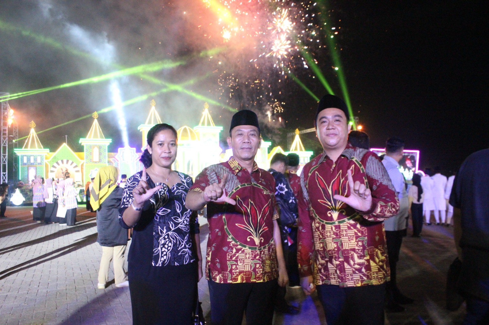 Vinsensius Terima Bendera Pataka MTQ XXXII 2024