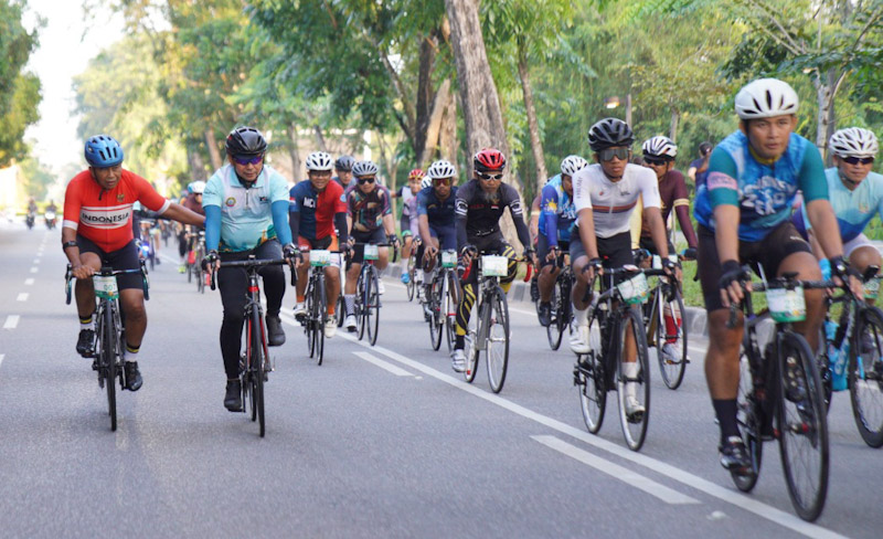 Semangat Bersepeda dan Persahabatan Antar-Negara
